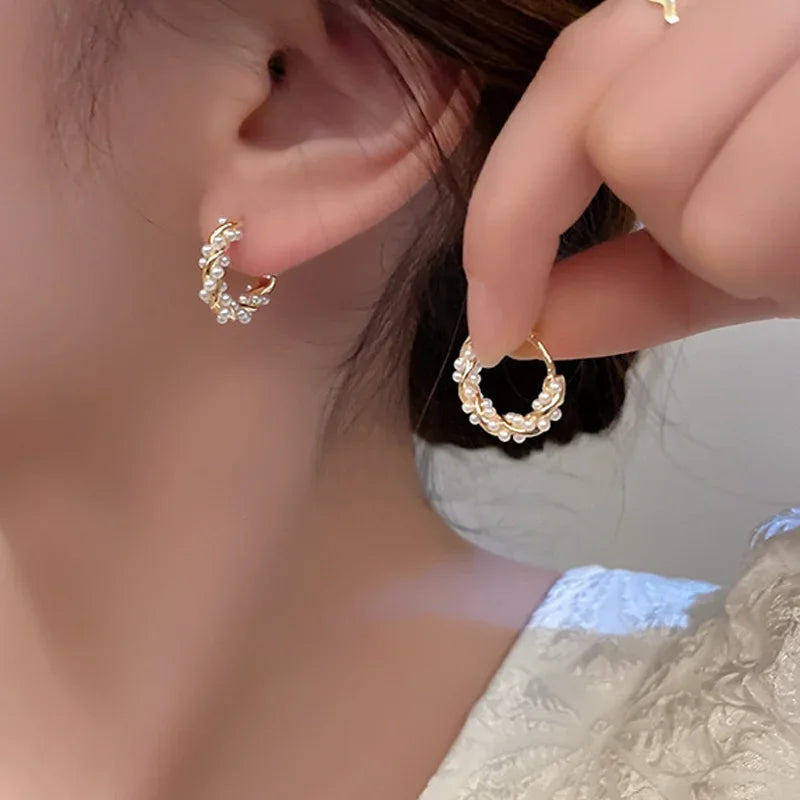 Women's Earrings Pearl Circle Irregular Alloy Earrings Korean Fashion Cute Simple Personalized Jewelry Gifts Stud Earrings